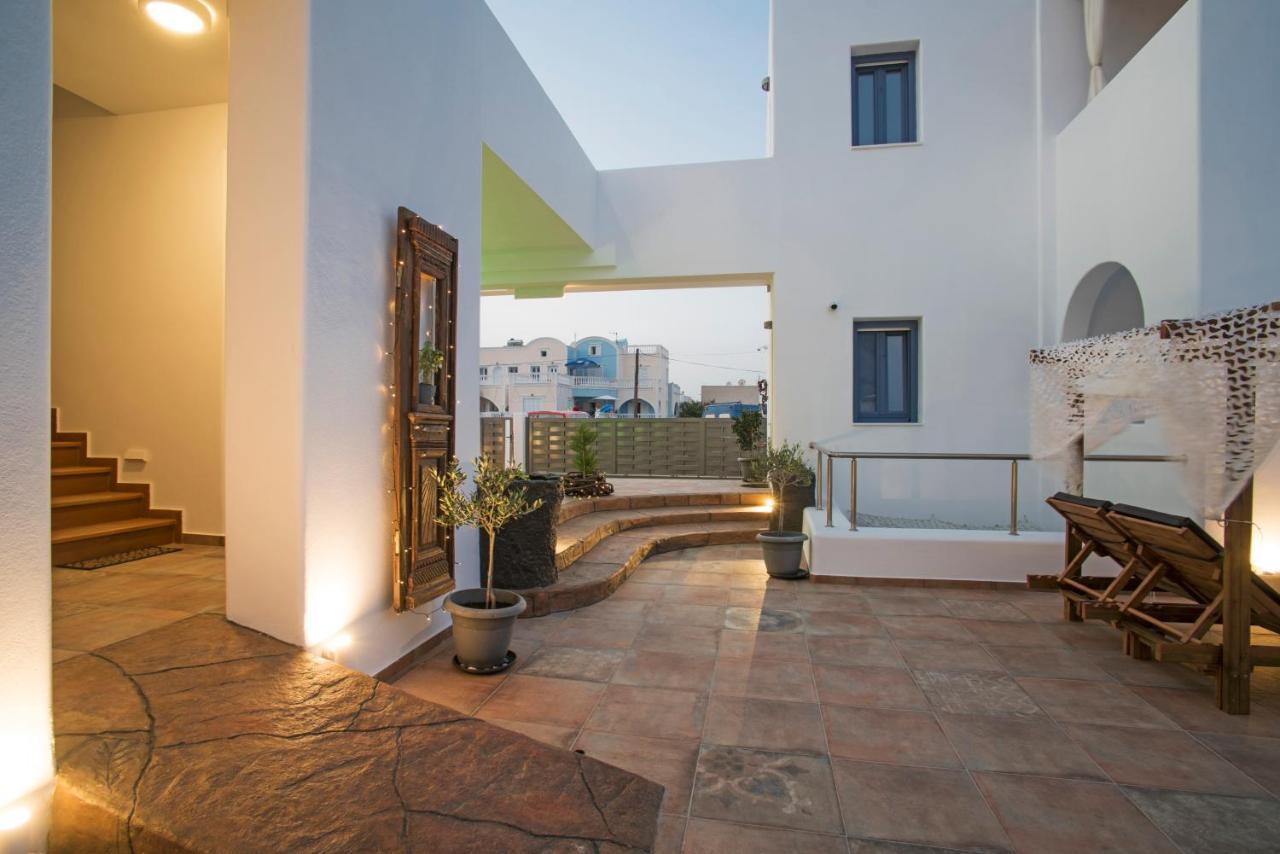 La Belle Vie - Santorini - Adults Only Apartment Kamari  Exterior photo