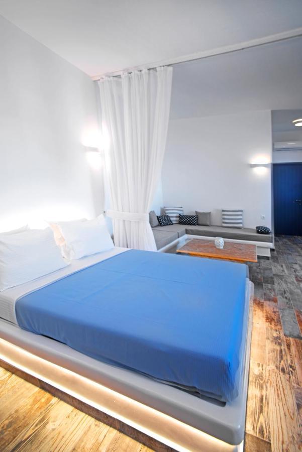La Belle Vie - Santorini - Adults Only Apartment Kamari  Exterior photo