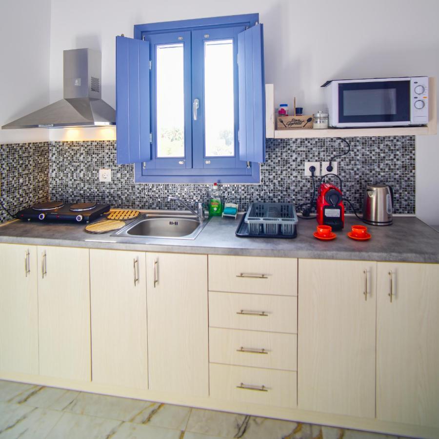 La Belle Vie - Santorini - Adults Only Apartment Kamari  Exterior photo